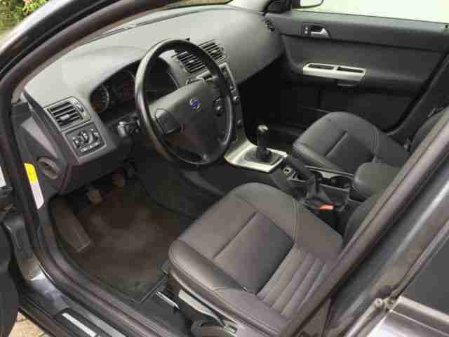Volvo V 50 Kombi 2.0 D Kinetic