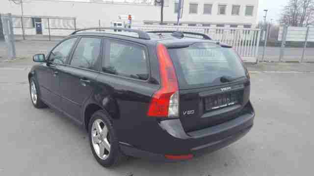Volvo V 50 Kombi 2.0 D Kinetic