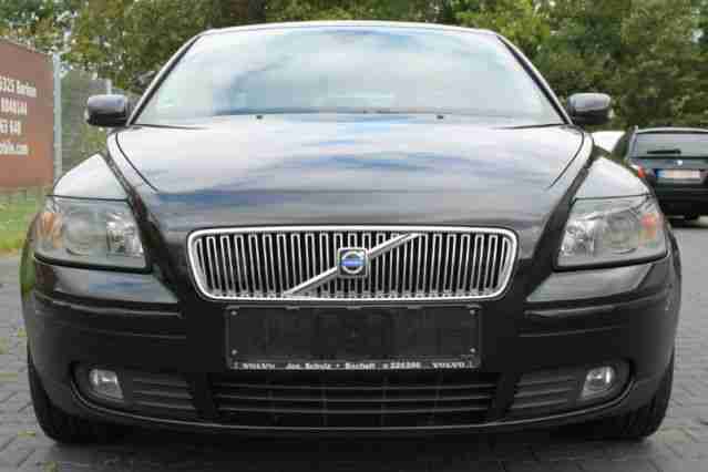 Volvo V 50 Kombi 2.0 D Kinetic Navi Scheckheft