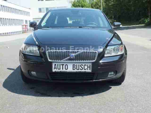 Volvo V 50 Kombi 2.0 D Momentum