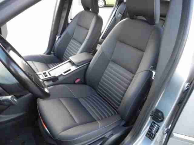 Volvo V 50 Kombi 2.0 D Momentum