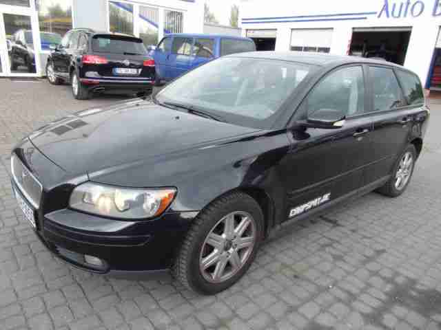 Volvo V 50 Kombi 2.0 D Momentum