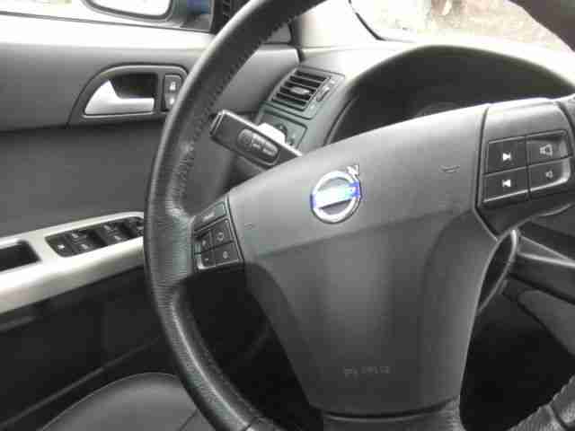 Volvo V 50 Kombi 2.0 D Momentum,DPF,Euro4,Tüv, Webasto