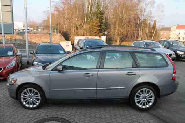 Volvo V 50 Kombi 2.0 D Summum 2 Hand-/////////////////