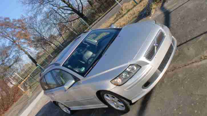 Volvo V 50 Kombi T5 Allrad, Standheizung, Navi,TÜV NEU