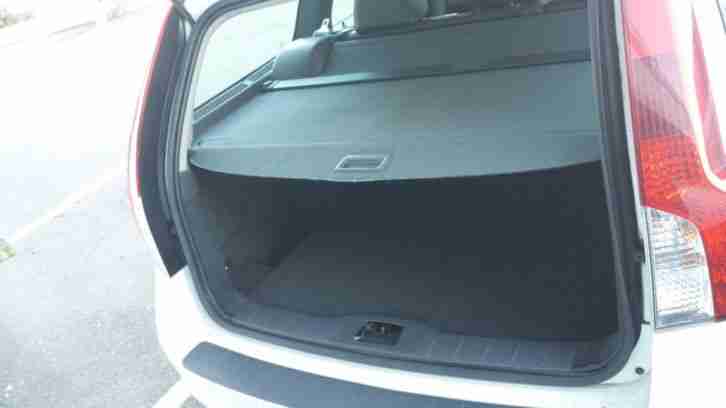 Volvo V 50 R Design