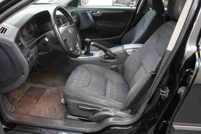 Volvo V 70 Kombi 2.4 D Kinetic NAVI