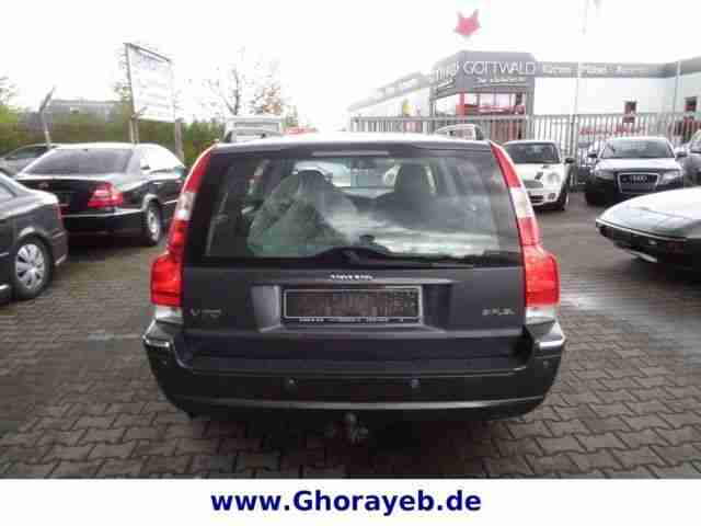 Volvo V 70 Kombi Bi-Fuel Summum Navi Leder TOP