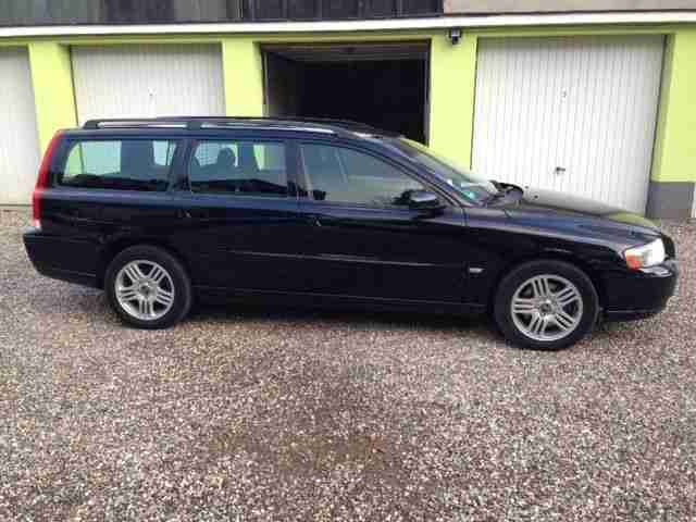 Volvo V 70 VD5 DPF Momentum * Leder * Klima * Navi * T