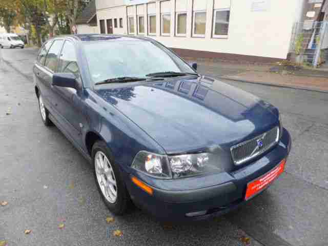 Volvo V40 1.6 Special Edition-1 Hand-Top Zustand!!