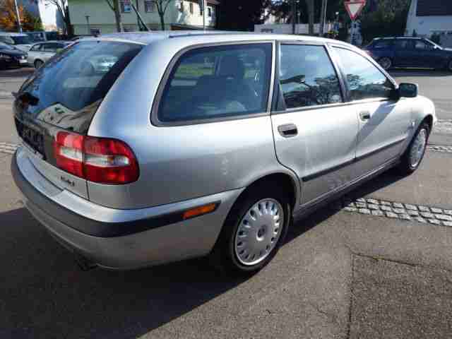 Volvo V40 1.8 1 Hand