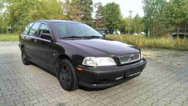 V40 1.8 Klima 1.Hand Scheckheft Insp. Neu