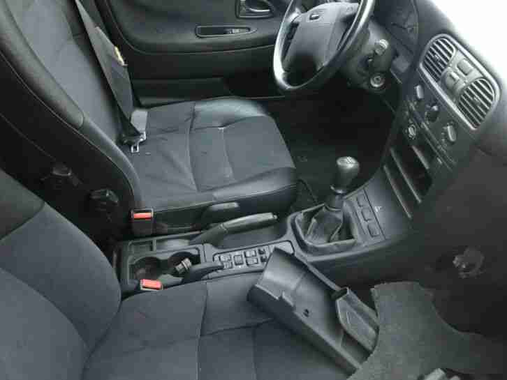 Volvo V40 1
