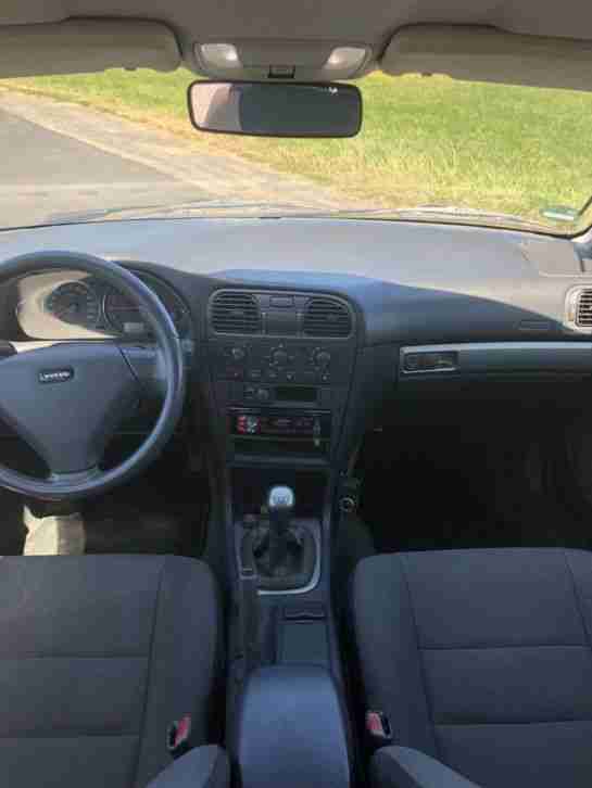Volvo V40 1.8