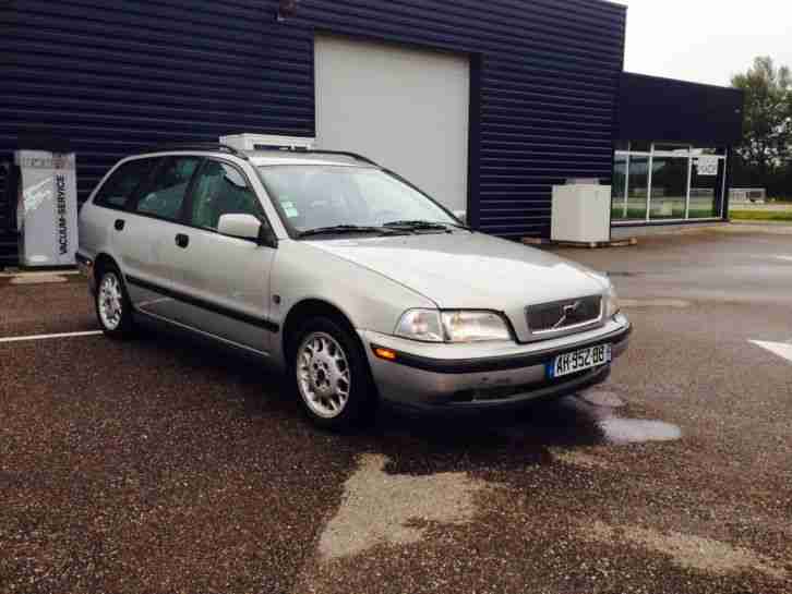 Volvo V40 1.8i kombi, klima