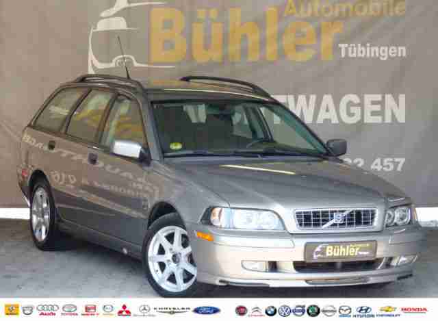 Volvo V40 1.9 D Classic Limited Edition / SCHECKHEFTGE