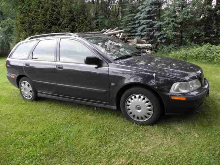 Volvo V40 2,0 Automatik - Ez. 03/2001 - Klima - AHK - 2.Hand - scheckheft