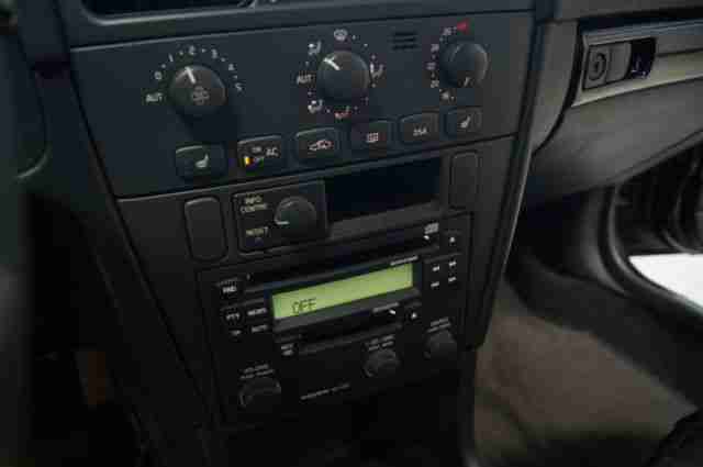 Volvo V40 2.0 Special-Klima-Tüv 06.17-2 Hand