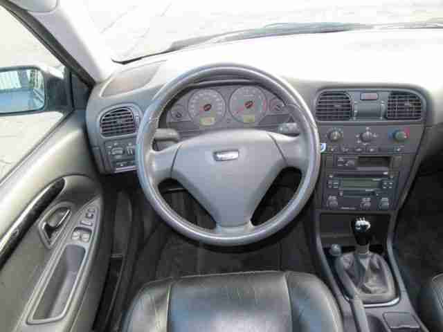 Volvo V40 2.0T Comfort Tüv-Neu