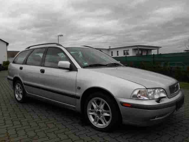 Volvo V40 2.0T KLIMA LEDER ALU AUTOMATIKGET