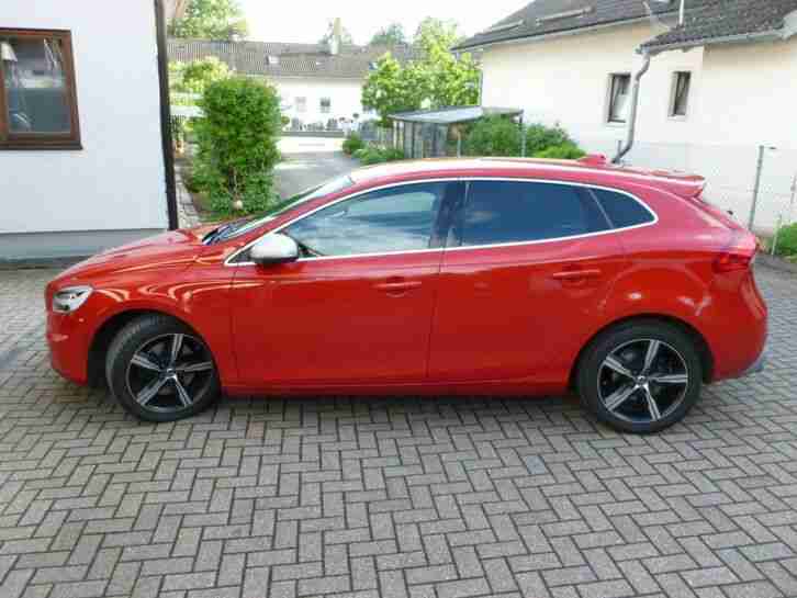 Volvo V40 D3