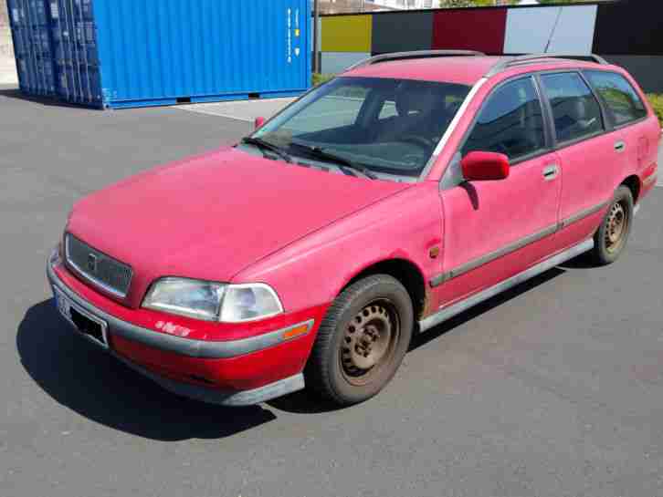 Volvo V40 Kombi, 1, 8 Tüv 8 15 Bj. 07 1996 zum
