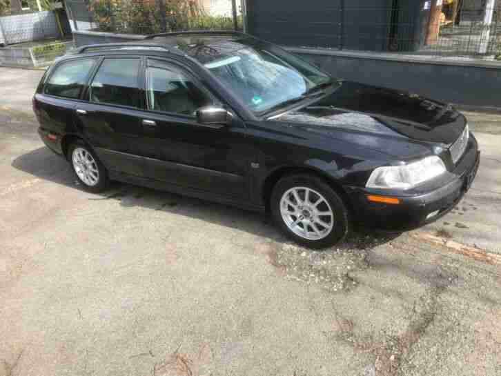 Volvo V40 mit Lederausstattung und Sitzheizung