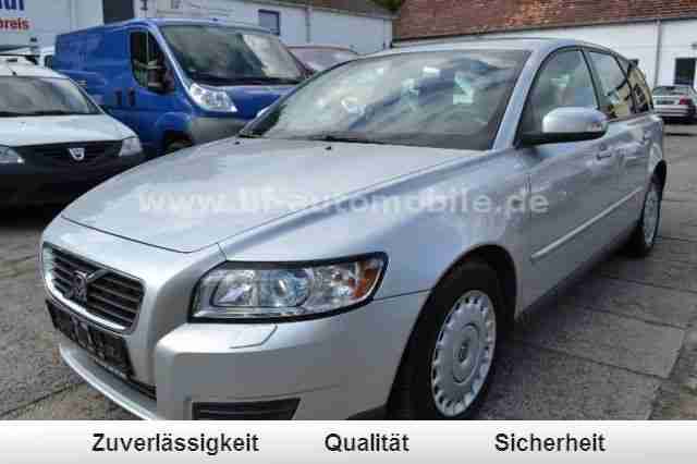 Volvo V50 1.6D DPF DRIVe Momentum ! XENON