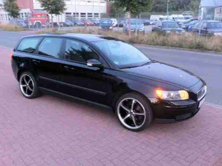 Volvo V50 1,6D Mod 2006 18" Alufelgen AHK Klima! Turbo Schwungscheibe Riemen Neu