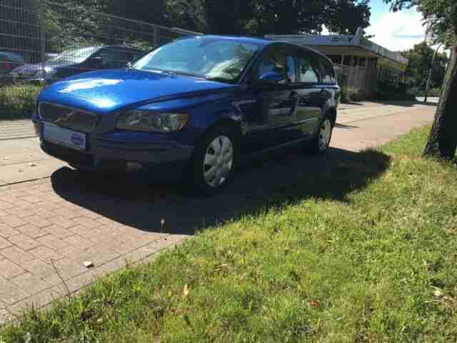 Volvo V50 2.0D DPF Kinetic 6 Gang TOP ZUSTAND