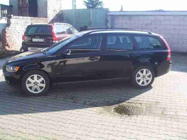 Volvo V50 2.0D DPF Momentum 1 HAND* TOP**TOP**