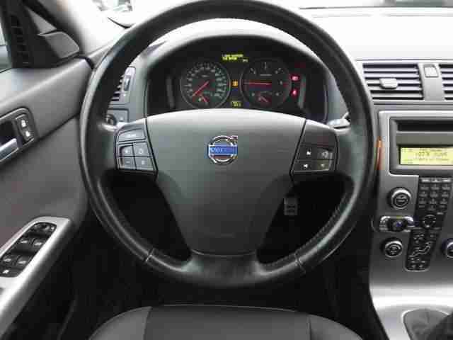 Volvo V50 2.0D DPF Momentum