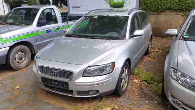 V50 2.0D DPF Momentum, Euro4