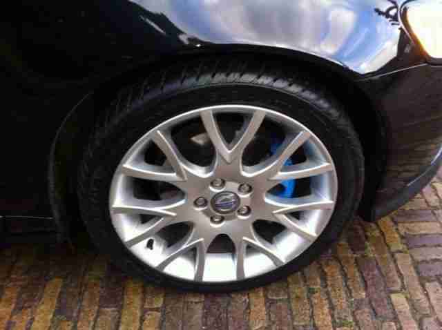 Volvo V50 2.0D DPF Momentum, R-DESIGN, XENON-NAVI,ALU