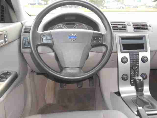 Volvo V50 2.0D DPF Momentum+Winterräder+