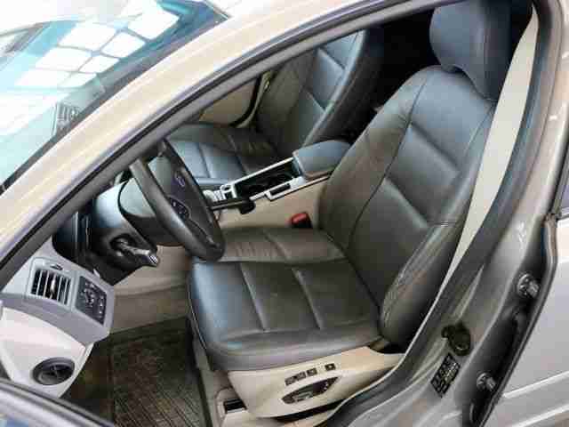 Volvo V50 2.0D DPF Summum Leder Xenon Memorys.