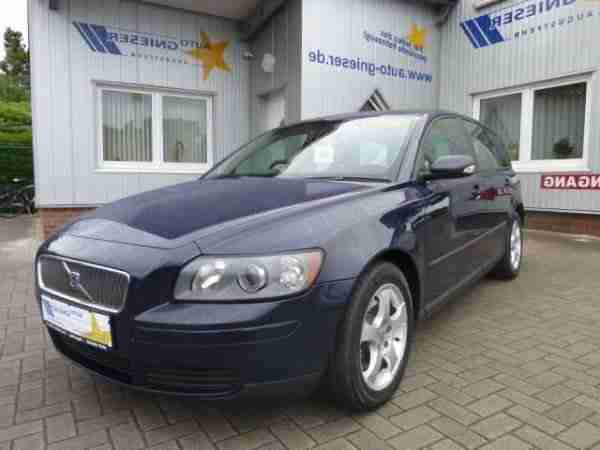 Volvo V50 2.0D Klimatr. Leder Schiebedach Alu PDC 1