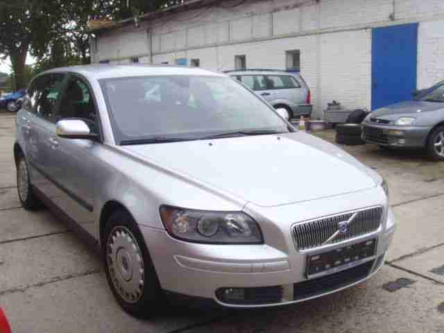 Volvo V50 2.0D Momentum 2. Hand