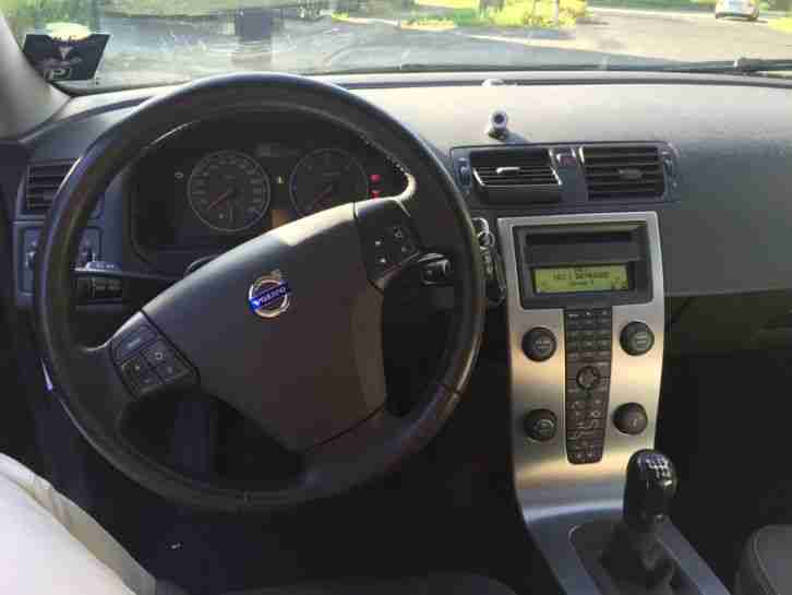 Volvo V50 2.0D Momentum /Klima/Tempomat/Euro 4 Diesel