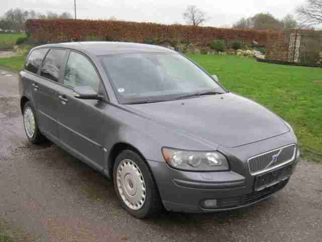 Volvo V50 2.0D Momentum Klimatronik 6 Gang Tempomat