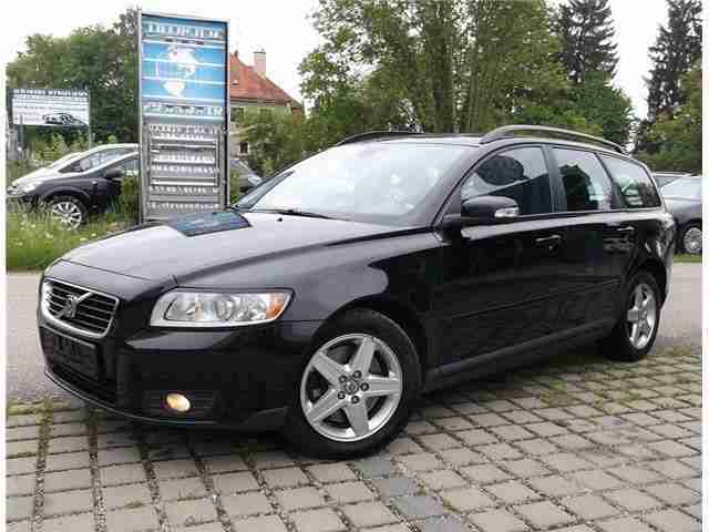 Volvo V50 2.0D Powershift Kinetic, 1. Hand, Navi, Blue