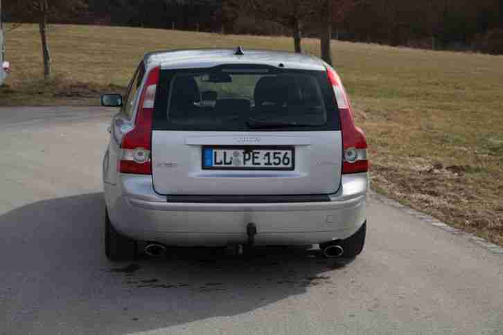 Volvo V50 2.0d DPF TÜV neu