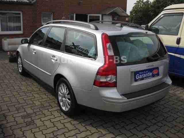 Volvo V50 2.4 Momentum / 60TKM / 1.Hand