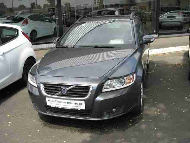 Volvo V50 Momentum