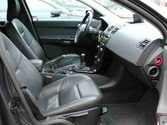 Volvo V50 T5