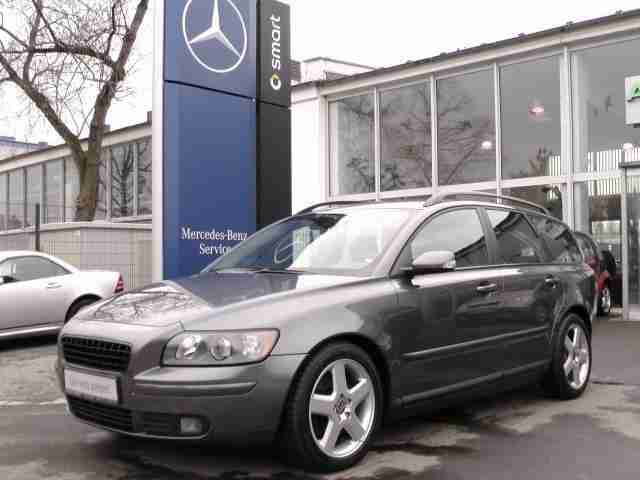 Volvo V50 T5