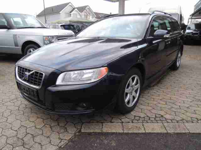 Volvo V70 2.0D LEDER/NAVI+/PDC/BLUETOOTH/ALU-16"