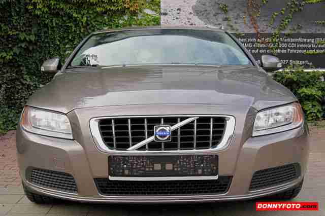 Volvo V70 2.0D Momentum Vollleder, Navi