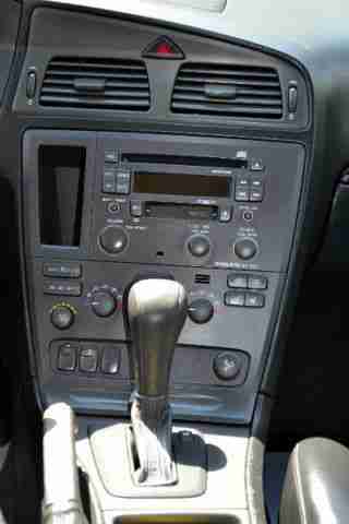 Volvo V70 2.4