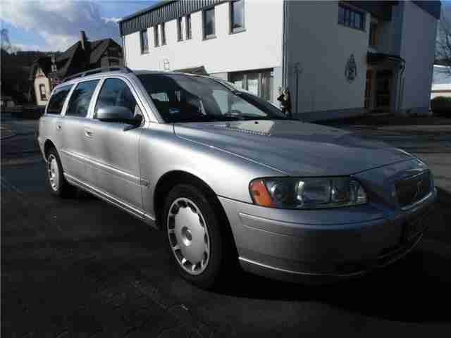 Volvo V70 2.4 Aut. Momentum